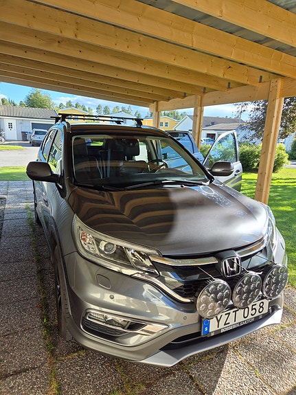 Honda CR-V 4 of 8