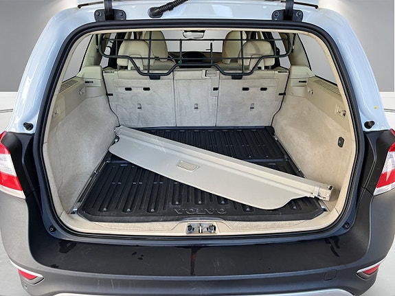 Volvo XC70 7 of 30