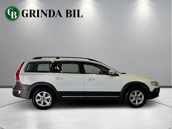 Volvo XC70 4 of 30