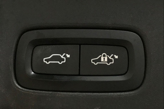 Volvo V90 Cross Country 26 of 28