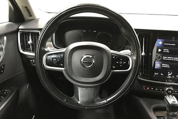 Volvo V90 Cross Country 16 of 28