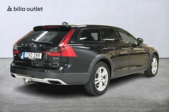 Volvo V90 Cross Country 6 of 28