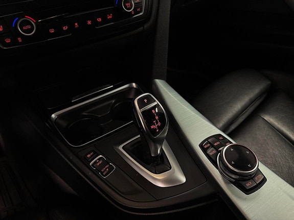 BMW 320d 16 of 19