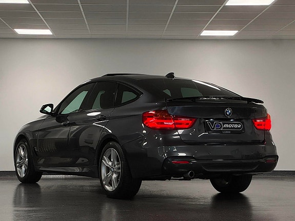 BMW 320d 2 of 19