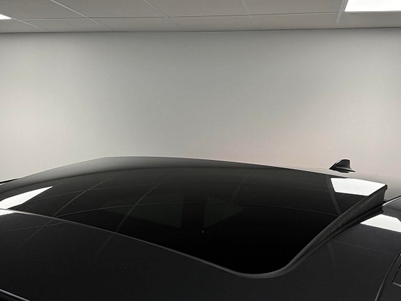 BMW 320d 9 of 19