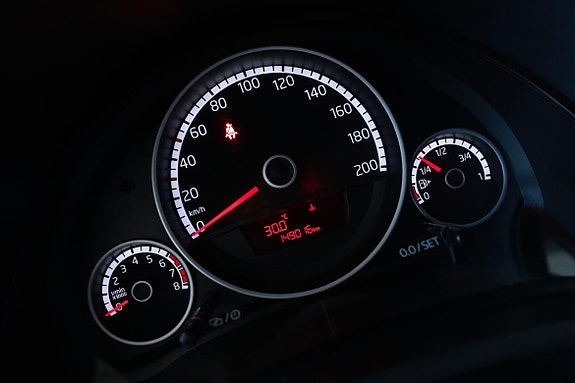Volkswagen UP! 19 of 21