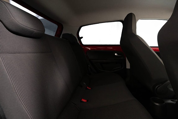 Volkswagen UP! 15 of 21