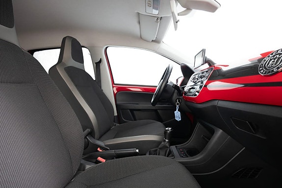 Volkswagen UP! 14 of 21