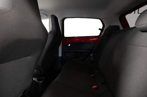 Volkswagen UP! 17 of 21