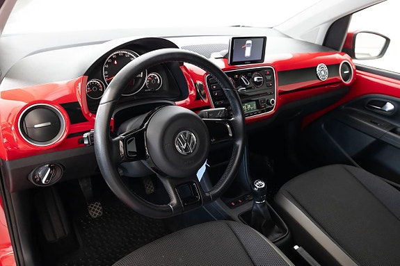 Volkswagen UP! 18 of 21