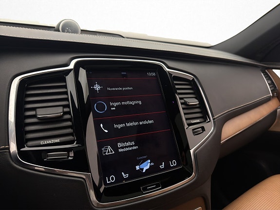 Volvo XC90 29 of 30