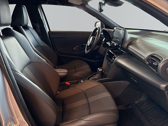Toyota Yaris Cross 4 of 10