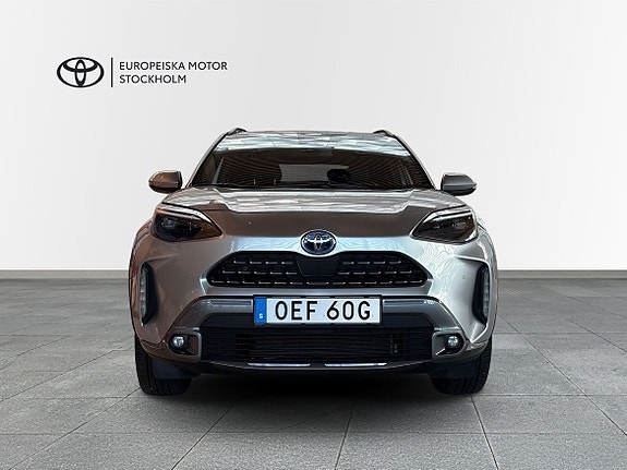 Toyota Yaris Cross 2 of 10