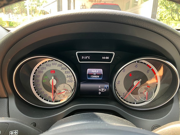 Mercedes-Benz GLA200 d 5 of 6