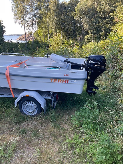 Terhi 400 3 of 3