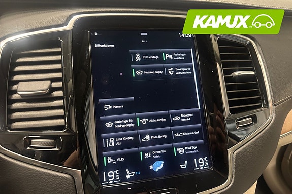 Volvo XC90 22 of 26