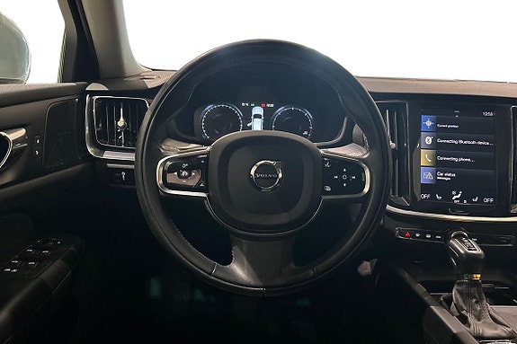 Volvo V60 11 of 23
