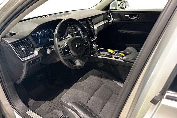 Volvo V60 14 of 23