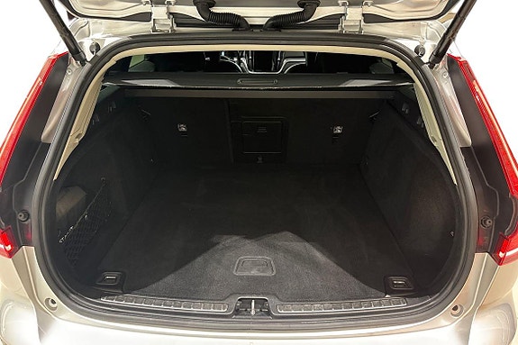 Volvo V60 12 of 23