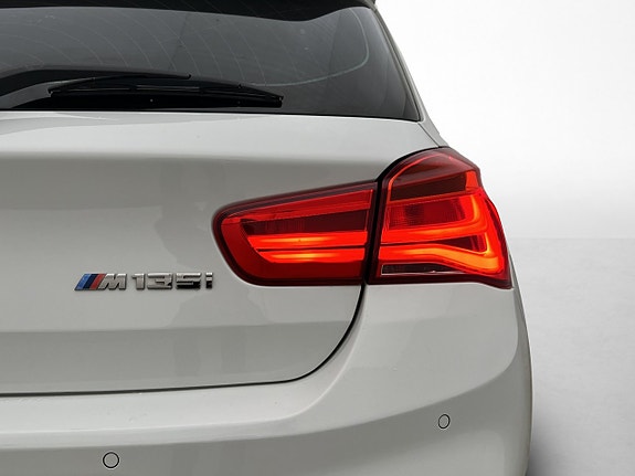 BMW M135i 10 of 30