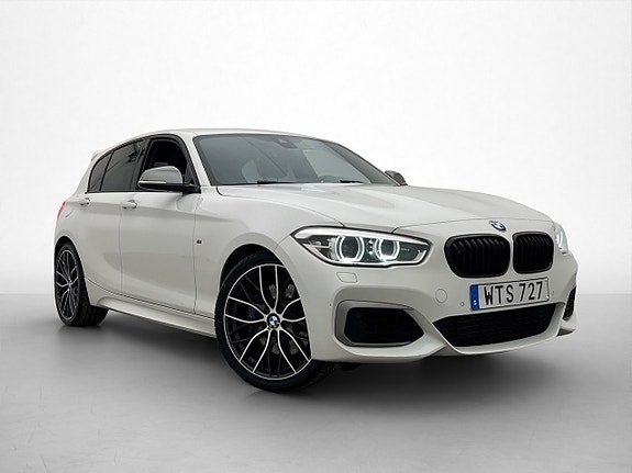 BMW M135i 11 of 30