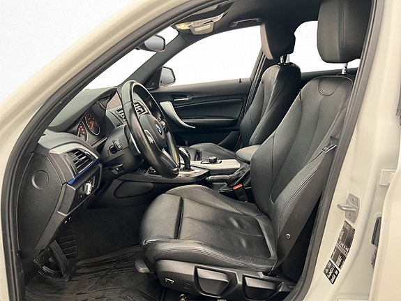 BMW M135i 28 of 30
