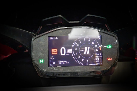 Ducati Panigale V2 *Arrow* 16 of 16