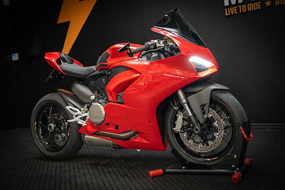 Ducati Panigale V2 *Arrow* 3 of 5