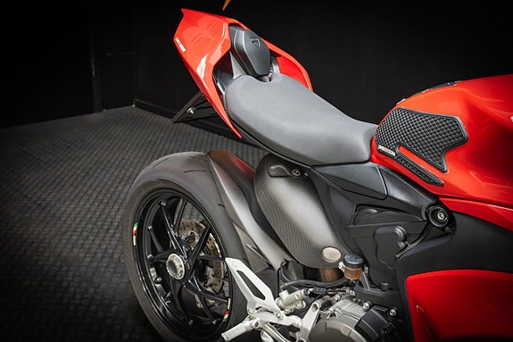 Ducati Panigale V2 *Arrow* 9 of 16