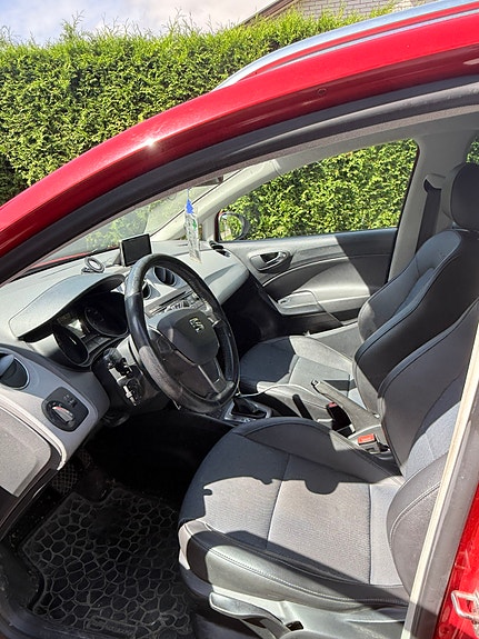 Seat Ibiza 5 of 6