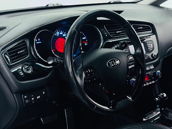 Kia Ceed 10 of 23