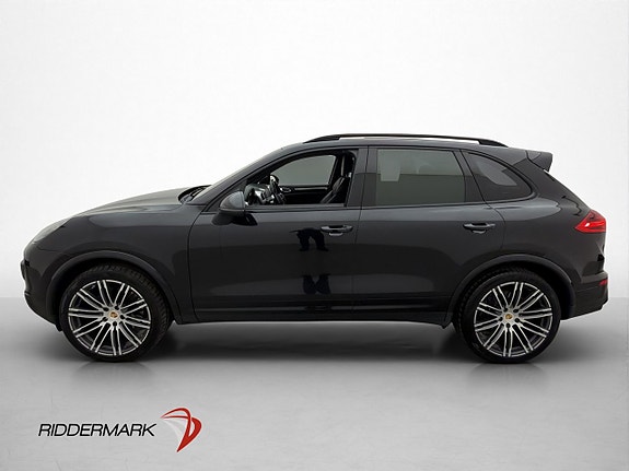 Porsche Cayenne 5 of 30