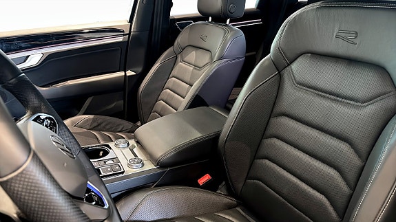 Volkswagen Touareg 4 of 15