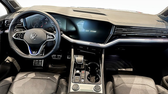 Volkswagen Touareg 10 of 15
