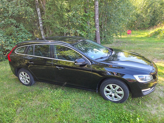 Volvo V60 4 of 9
