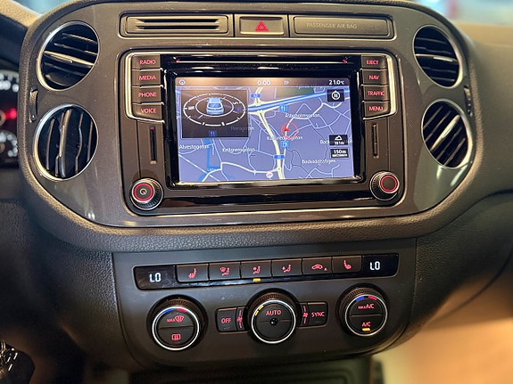 Volkswagen Tiguan 13 of 21