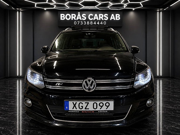 Volkswagen Tiguan 2 of 21