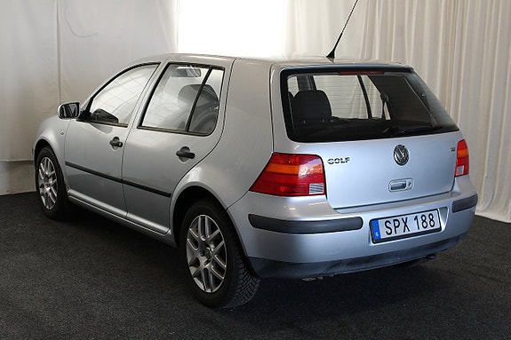 Volkswagen Golf IV 6 of 11