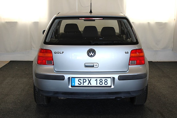 Volkswagen Golf IV 5 of 11