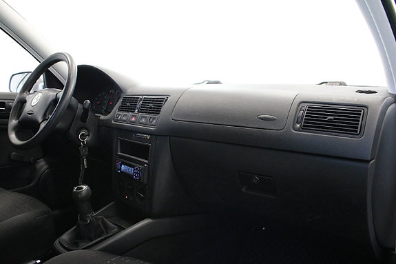 Volkswagen Golf IV 8 of 11