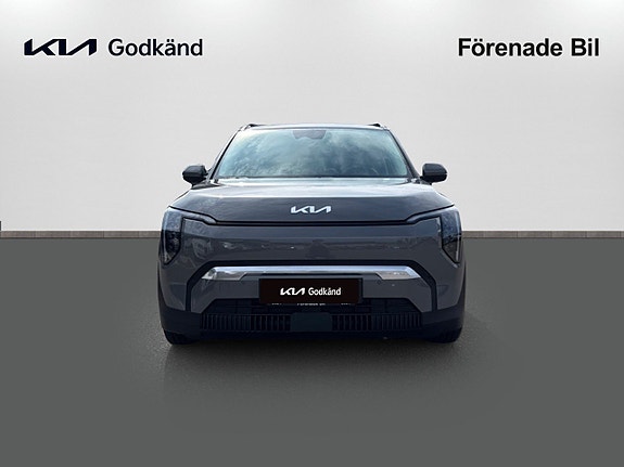 Kia EV3 2 of 20