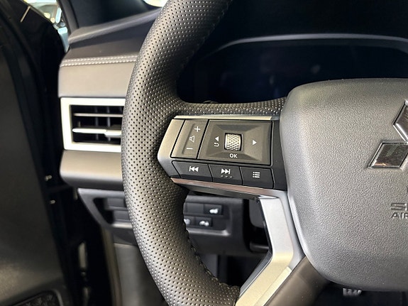 Mitsubishi Outlander 21 of 24