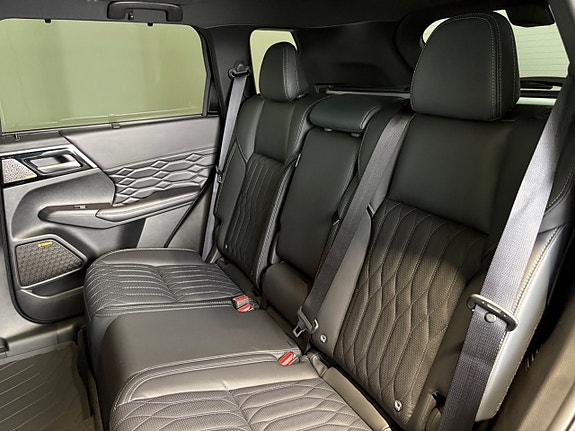 Mitsubishi Outlander 9 of 24