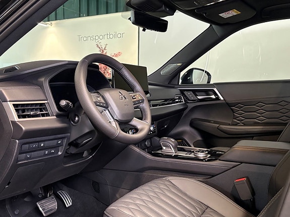 Mitsubishi Outlander 14 of 24