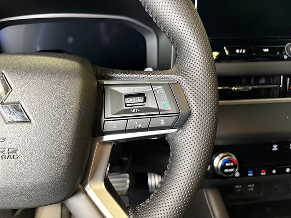 Mitsubishi Outlander 22 of 24