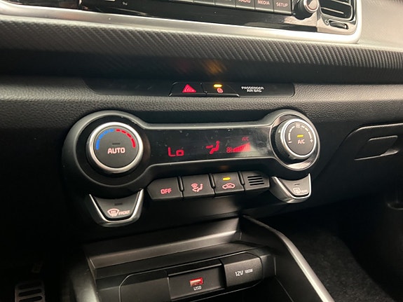 Kia Rio 20 of 24
