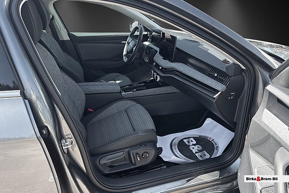 Skoda Superb 22 of 24