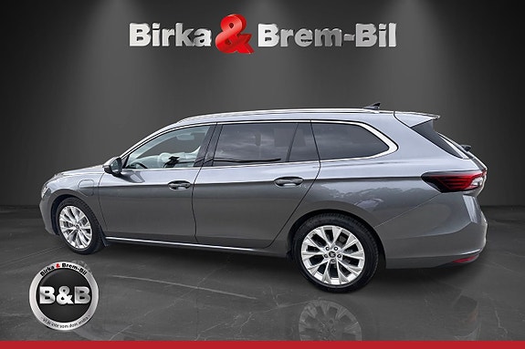 Skoda Superb 10 of 24