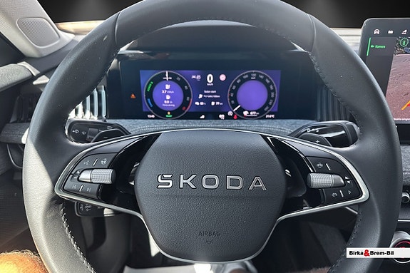 Skoda Superb 11 of 24