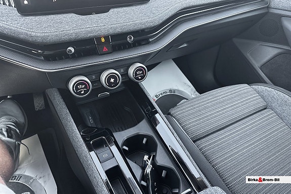 Skoda Superb 13 of 24